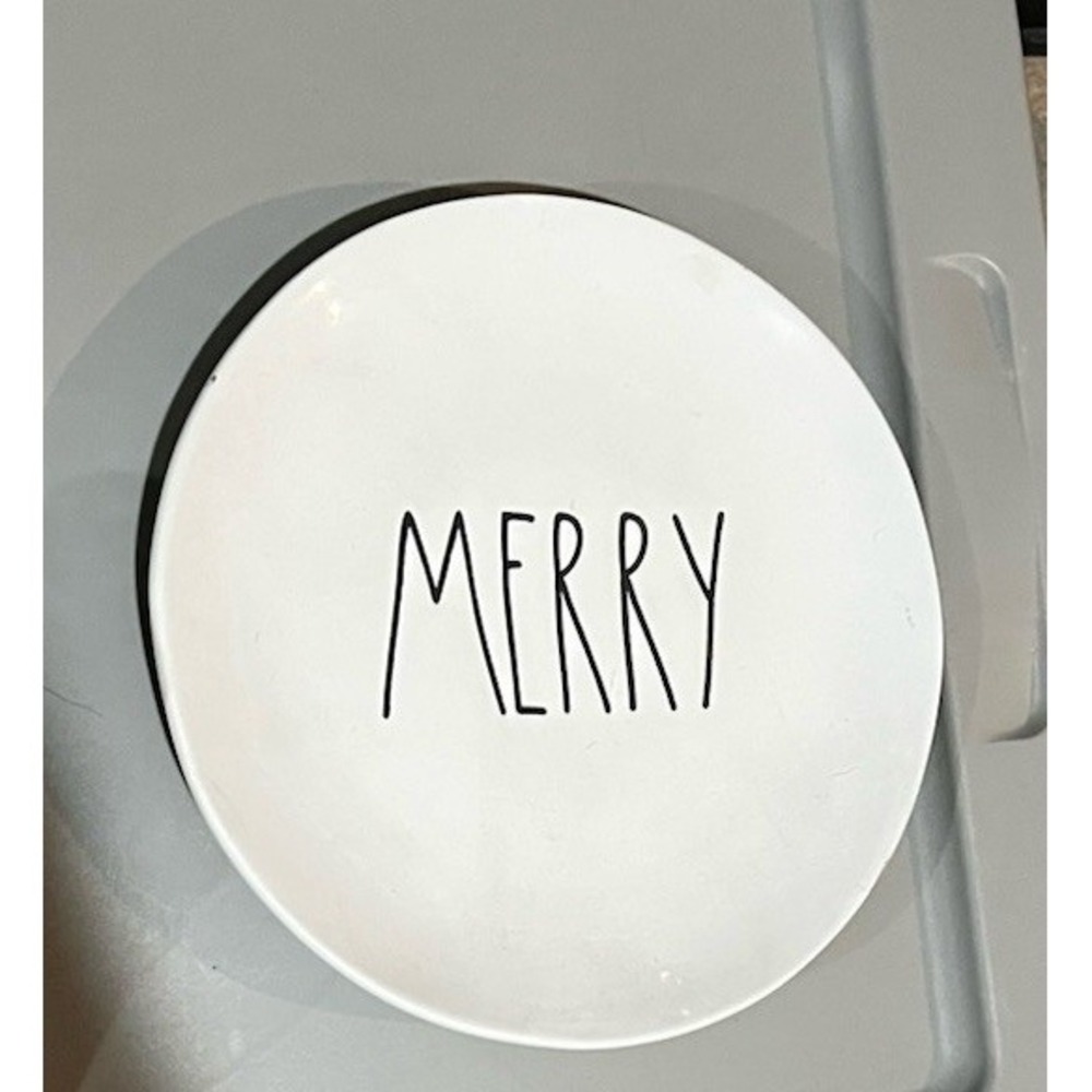 Rae Dunn  MERRY Salad Plate